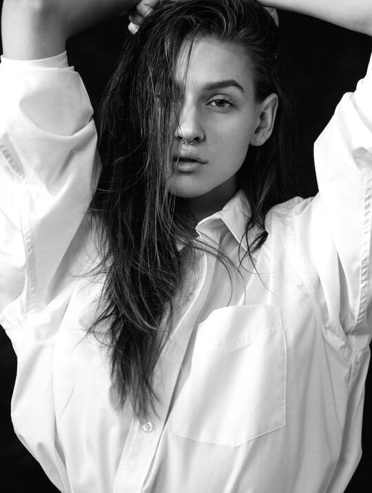 Laura B Model Ajansı İce Modelmgmt