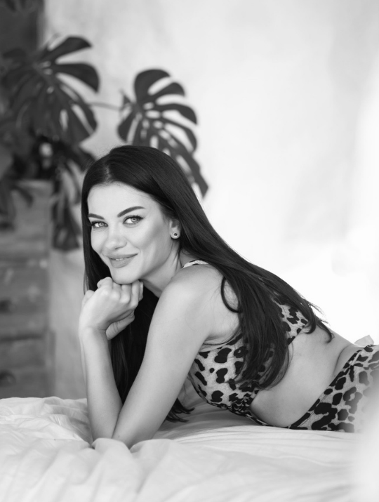 Olena P_51