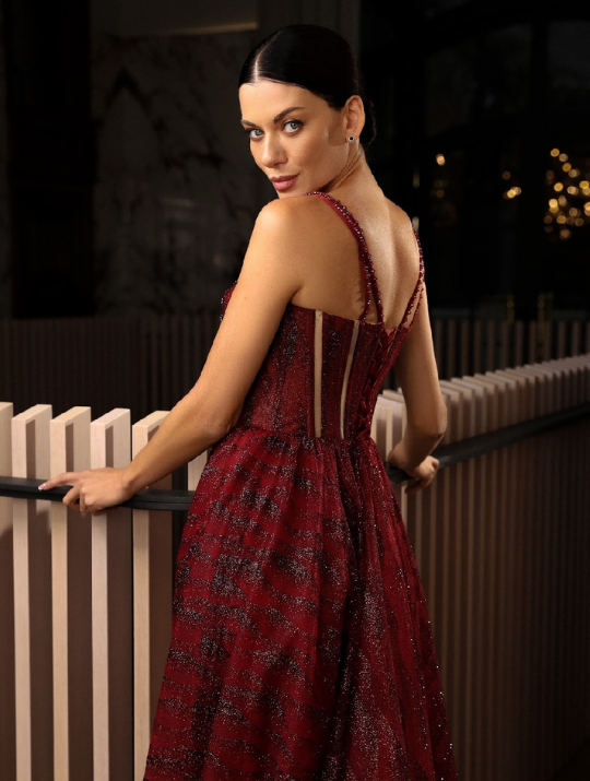 Olena P_75