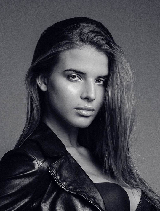 Tina Lovo_75