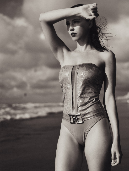 Valeria S_76