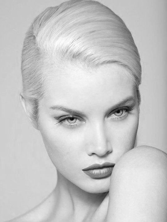Emily | Model Agency | İce Modelmgmt